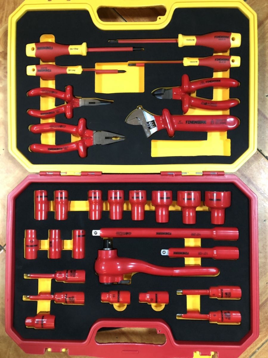 Bộ dụng cụ c&aacute;ch điện 1000V 29PCS FINEWORK 99LB003