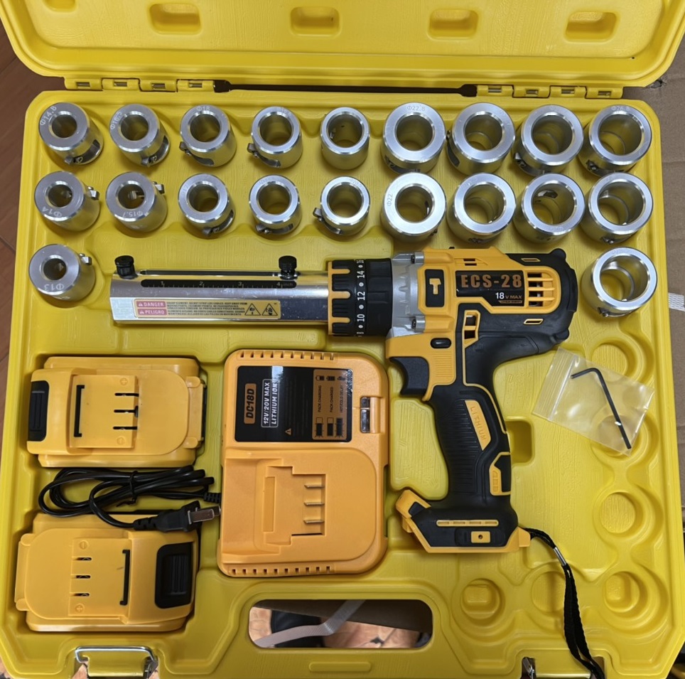 Bộ dụng cụ l&agrave;m đầu c&aacute;p d&ugrave;ng pin ECS-28