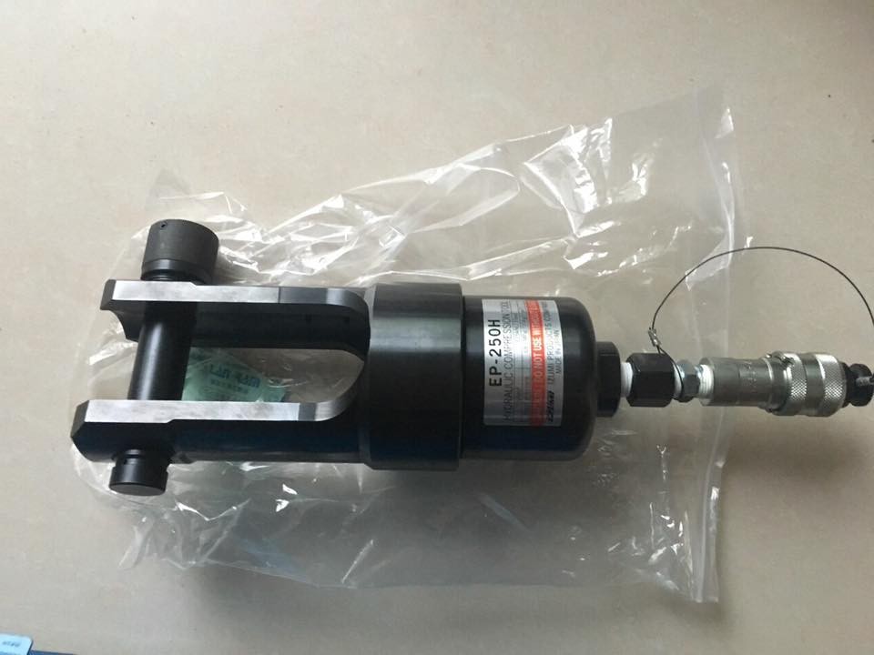 Đầu &eacute;p cos thủy lực IZUMI EP-250H