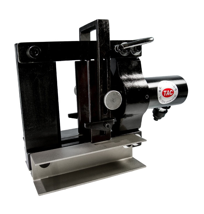 Đầu uốn thanh c&aacute;i TAC CB-150D