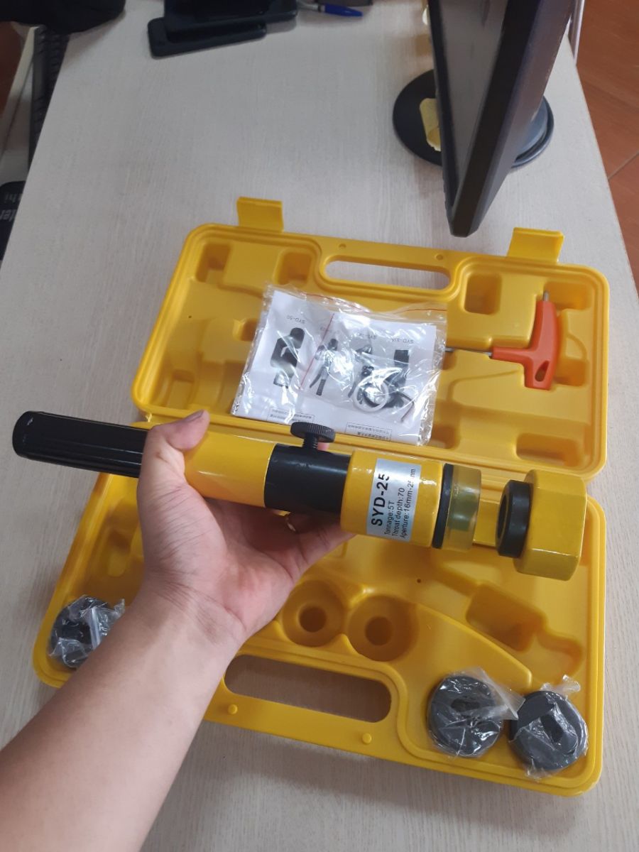 Đột m&aacute;ng c&aacute;p thủy lực SYD-25