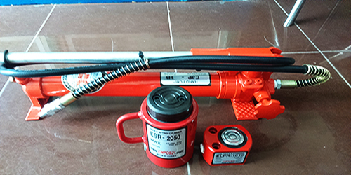 K&iacute;ch thủy lực 1 chiều enpos 20 Tấn ESR Serial