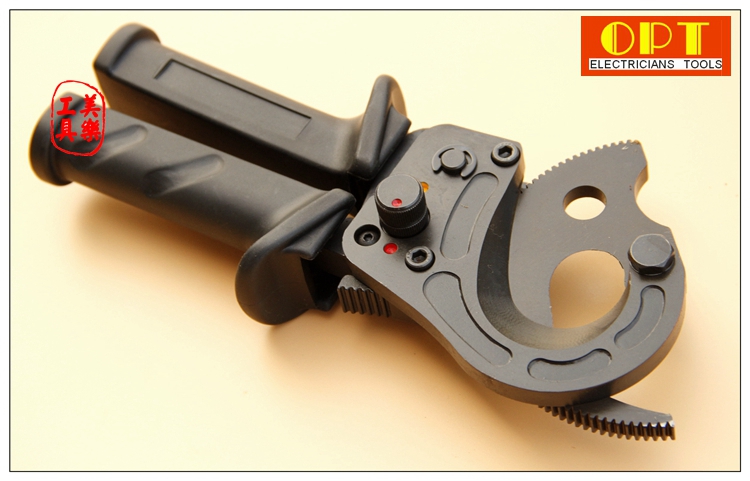 K&igrave;m cắt c&aacute;p nh&ocirc;ng OPT LK-320A