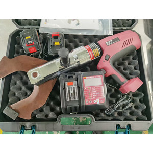 M&aacute;y cắt c&aacute;p thủy lực d&ugrave;ng pin EMEADS EBS-85C