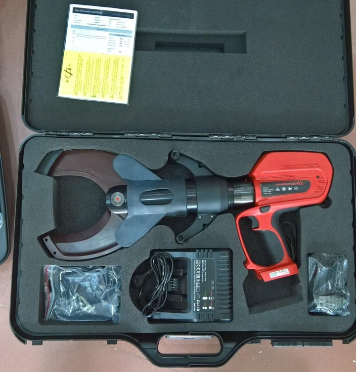 M&aacute;y cắt c&aacute;p thủy lực d&ugrave;ng pin INTERCABLE AS120-2