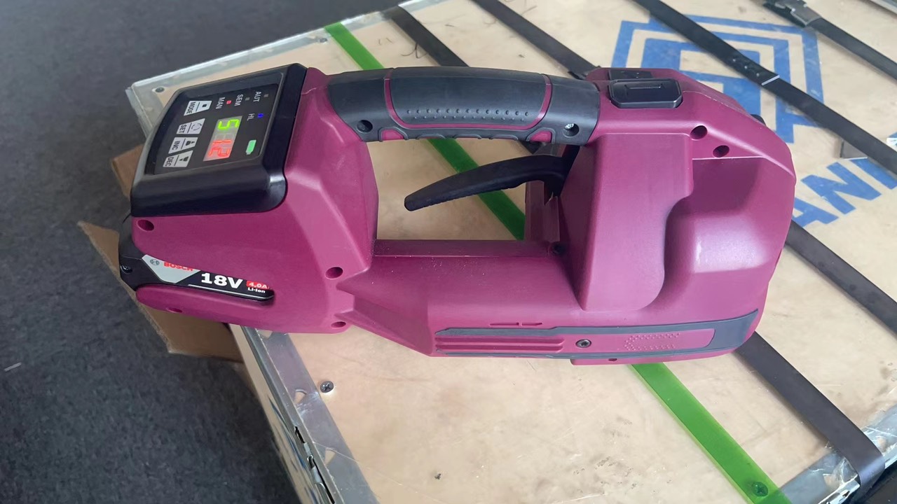 M&aacute;y đ&oacute;ng đai nhựa d&ugrave;ng Pin Beijing F-750