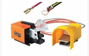 M&aacute;y dập đầu cos d&ugrave;ng hơi AM-10