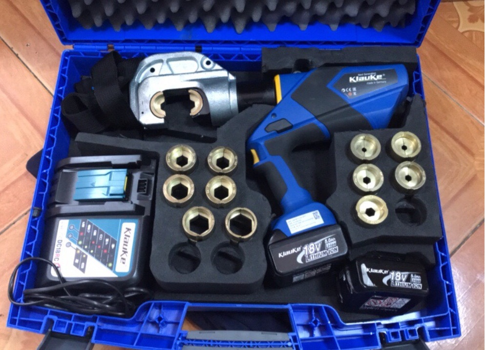 M&aacute;y &eacute;p cos thủy lực KLAUKE EK130/42CFM